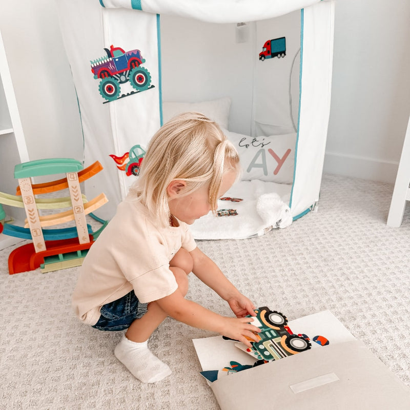 The ZeeZee Adventure Tent 2 - One Tent. Changeable Themes.